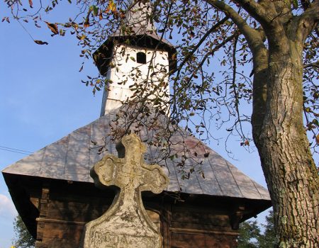 Padurea Craiului Valea Vida Campani de pomezeu biserica de lemn